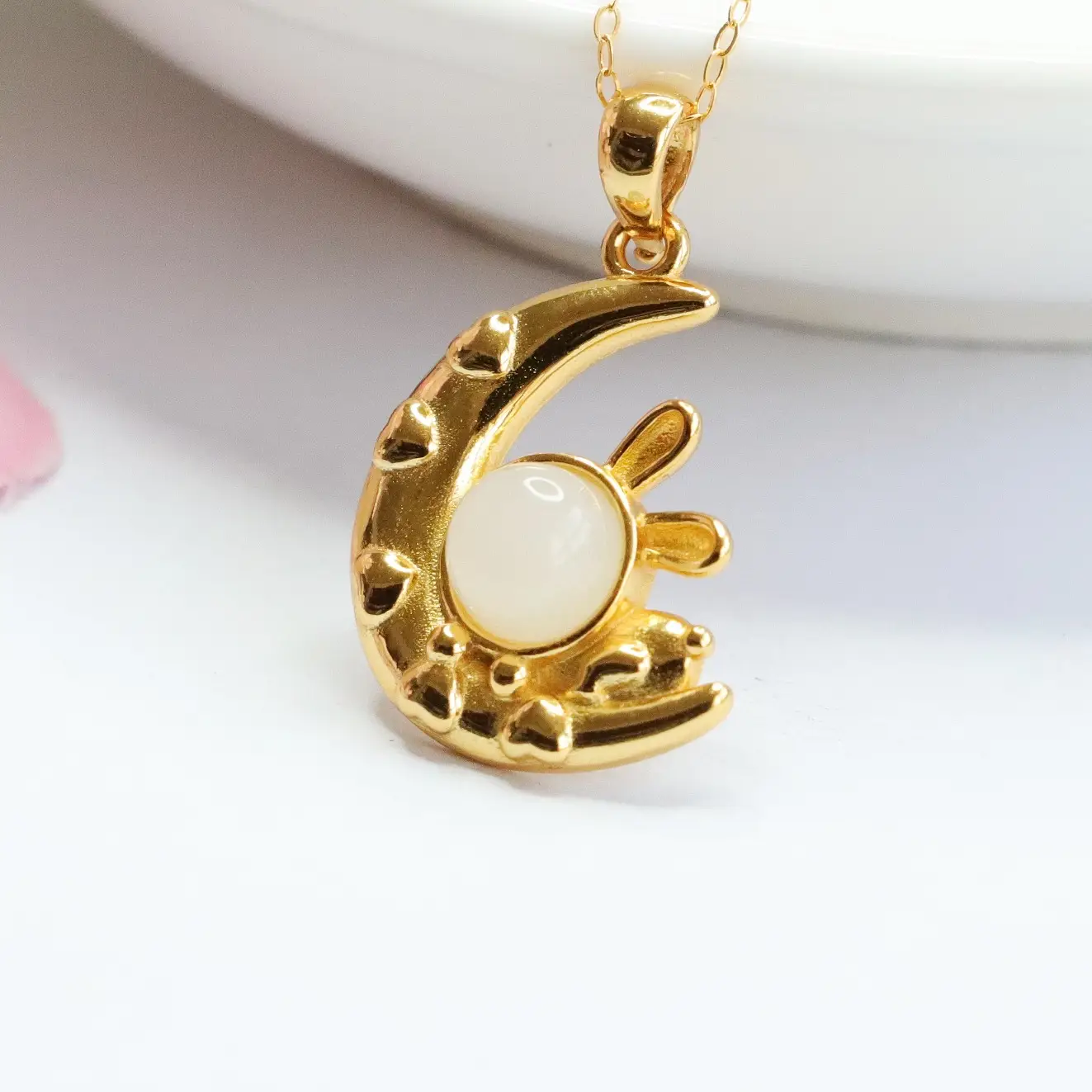 Guan Yu S925 Silver Inlaid Hetian Jade Pendant White Jade Rabbit Moon Necklace — feature 5