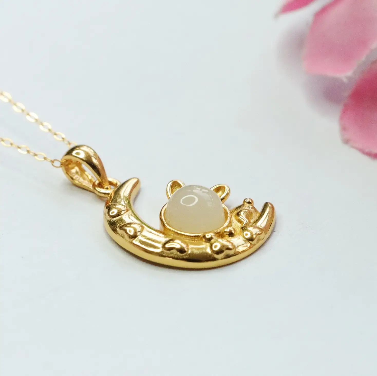 Guan Yu S925 Silver Inlaid Hetian Jade Pendant White Jade Rabbit Moon Necklace — feature 9