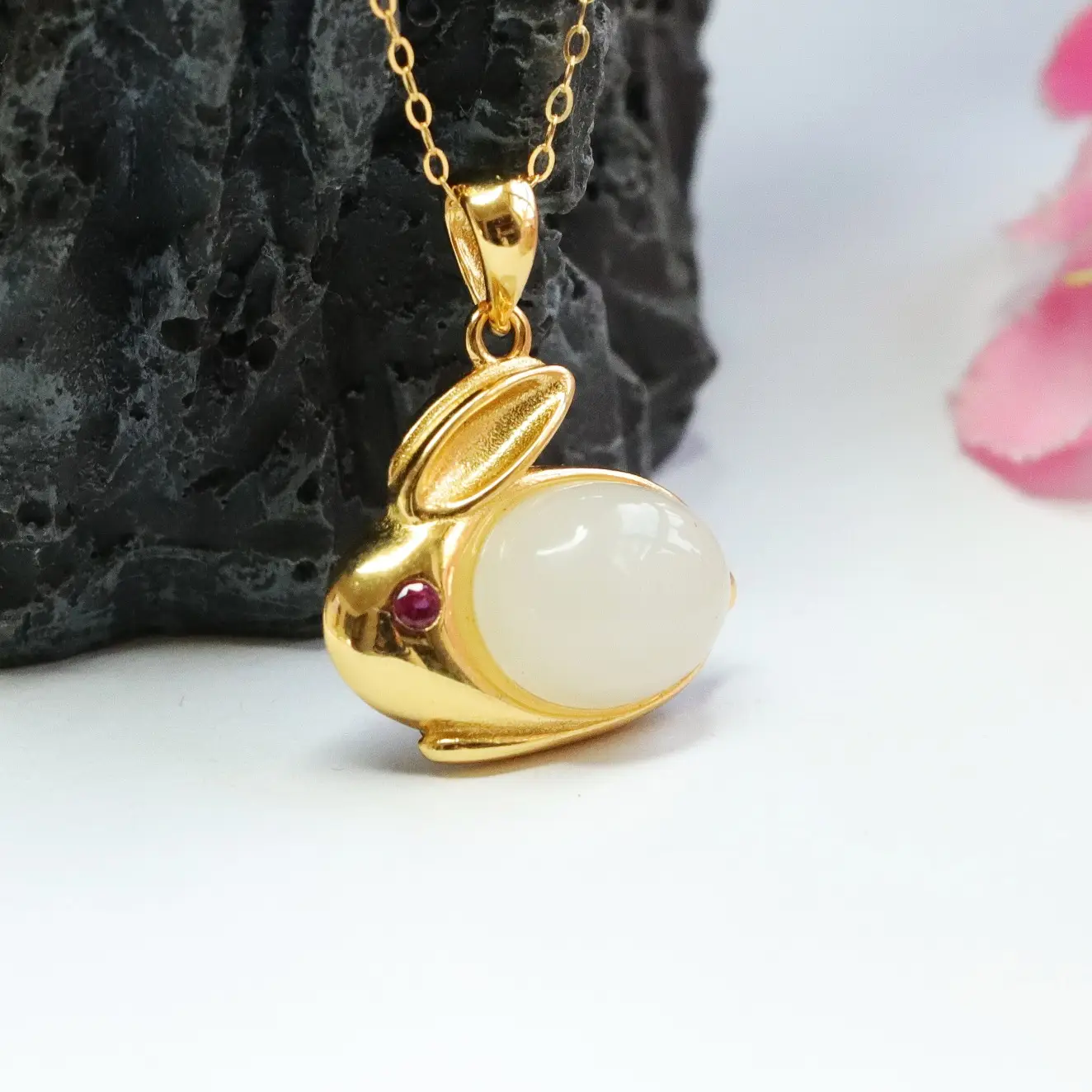 Guan Yu Rabbit Pendant with White Jade & Gold Chain — feature 11