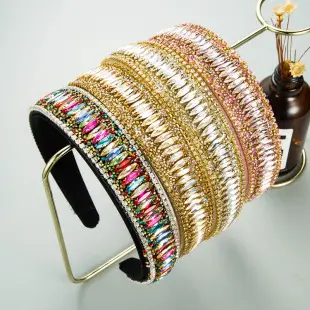Crushed Turquoise Diamond Wide Headband with Pearl Embellishment — feature 4