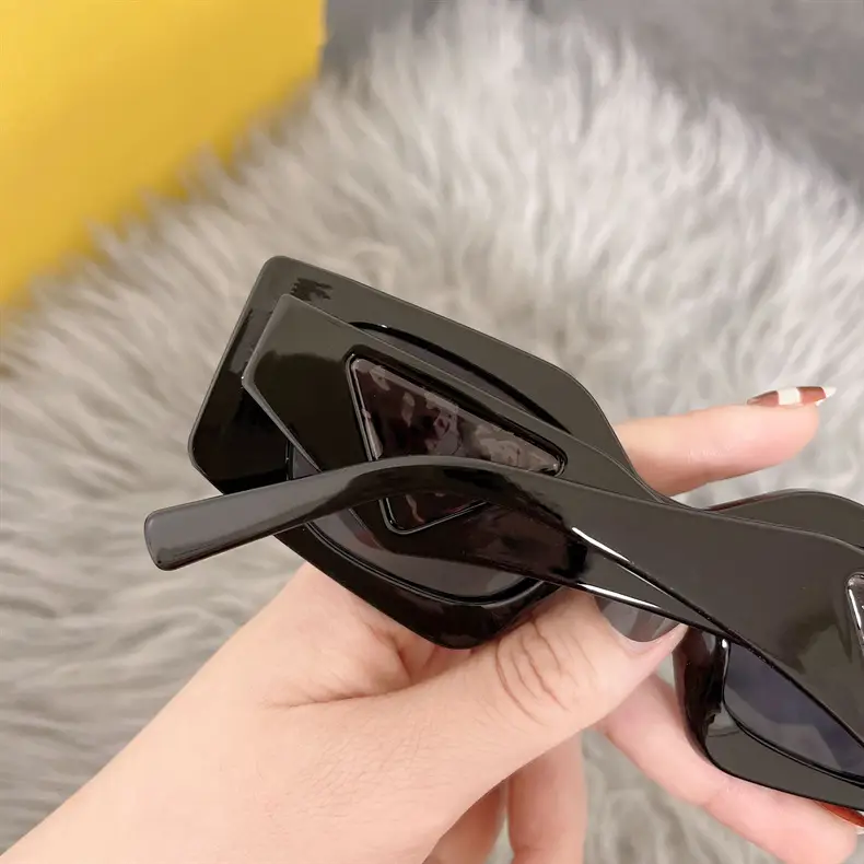 Men & Women European Sunglasses Black Rhinestone Fashion — feature 24