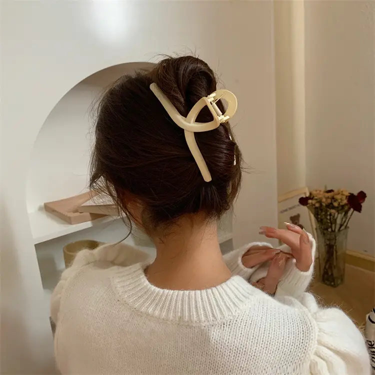 13cm Frosted Hair Clips for Women - Image 7