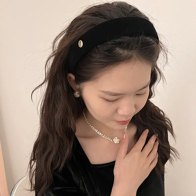 Golden Letter Fabric Hairband for Women High Cranial Top - Image 5