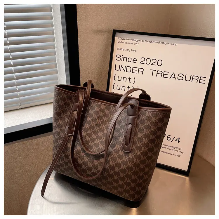 Large Capacity Women's Brown Monogram Tote Bag — feature 32