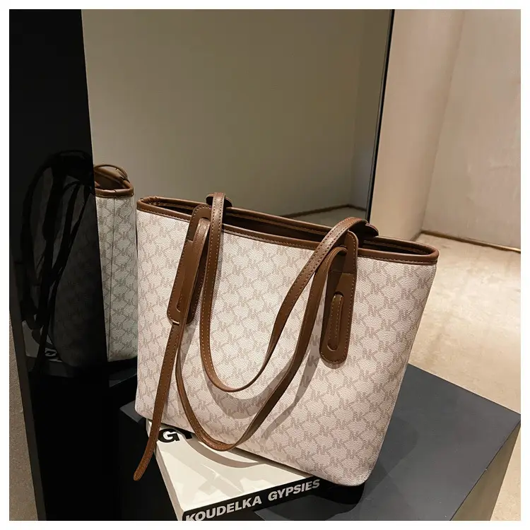 Large Capacity Women's Brown Monogram Tote Bag — feature 33
