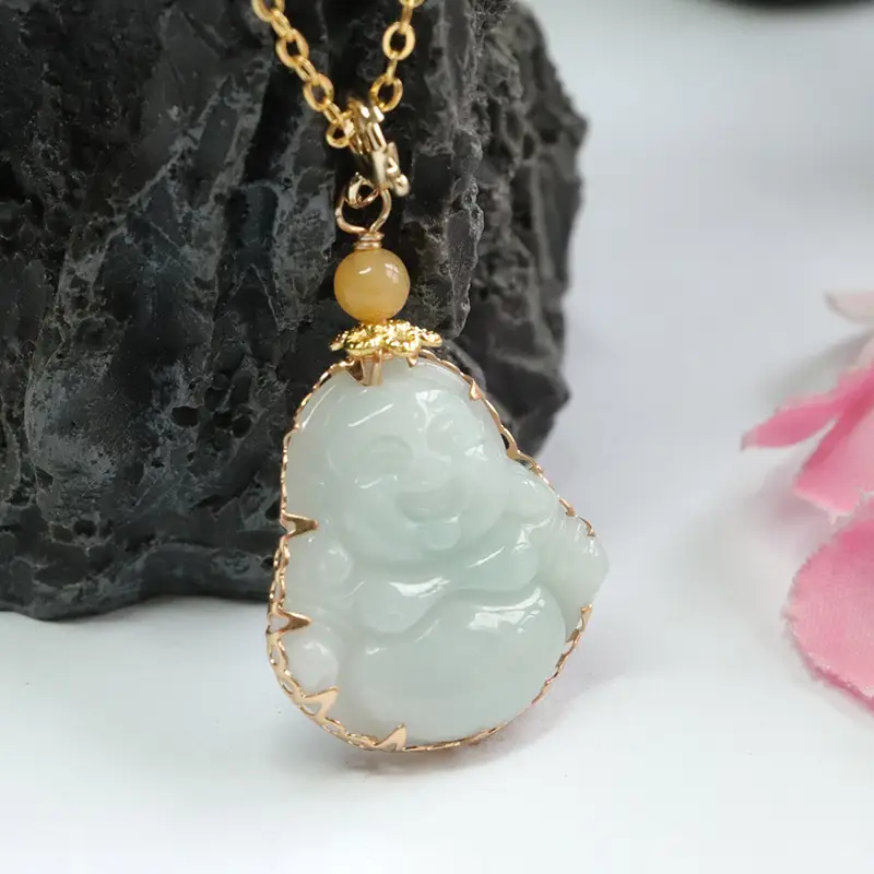 Guan Yu Jadeite Buddha Pendant Necklace Green Gold — feature 11