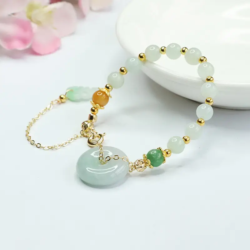 Guan Yu Jade Peace Pendant Bracelet Green Gold — feature 8