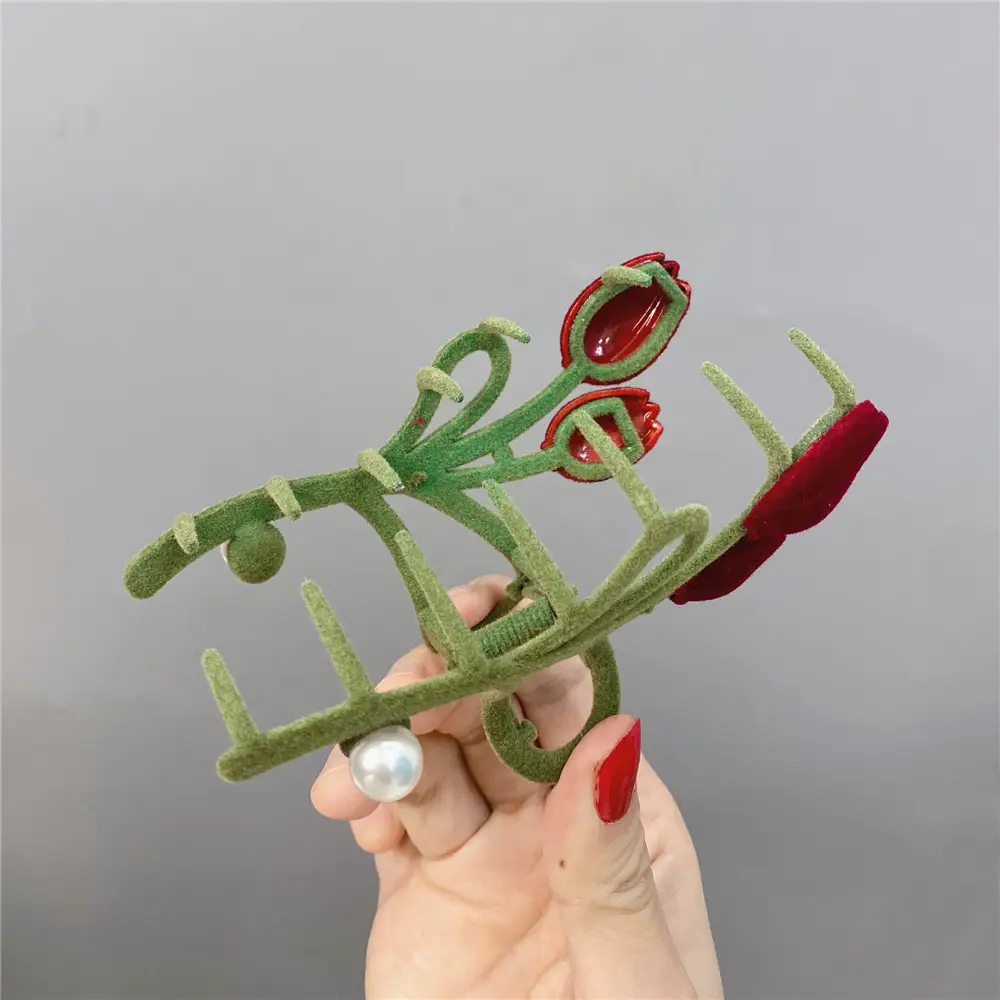 Elegant Flocked Tulip Hair Clip with Pearl - Image 4