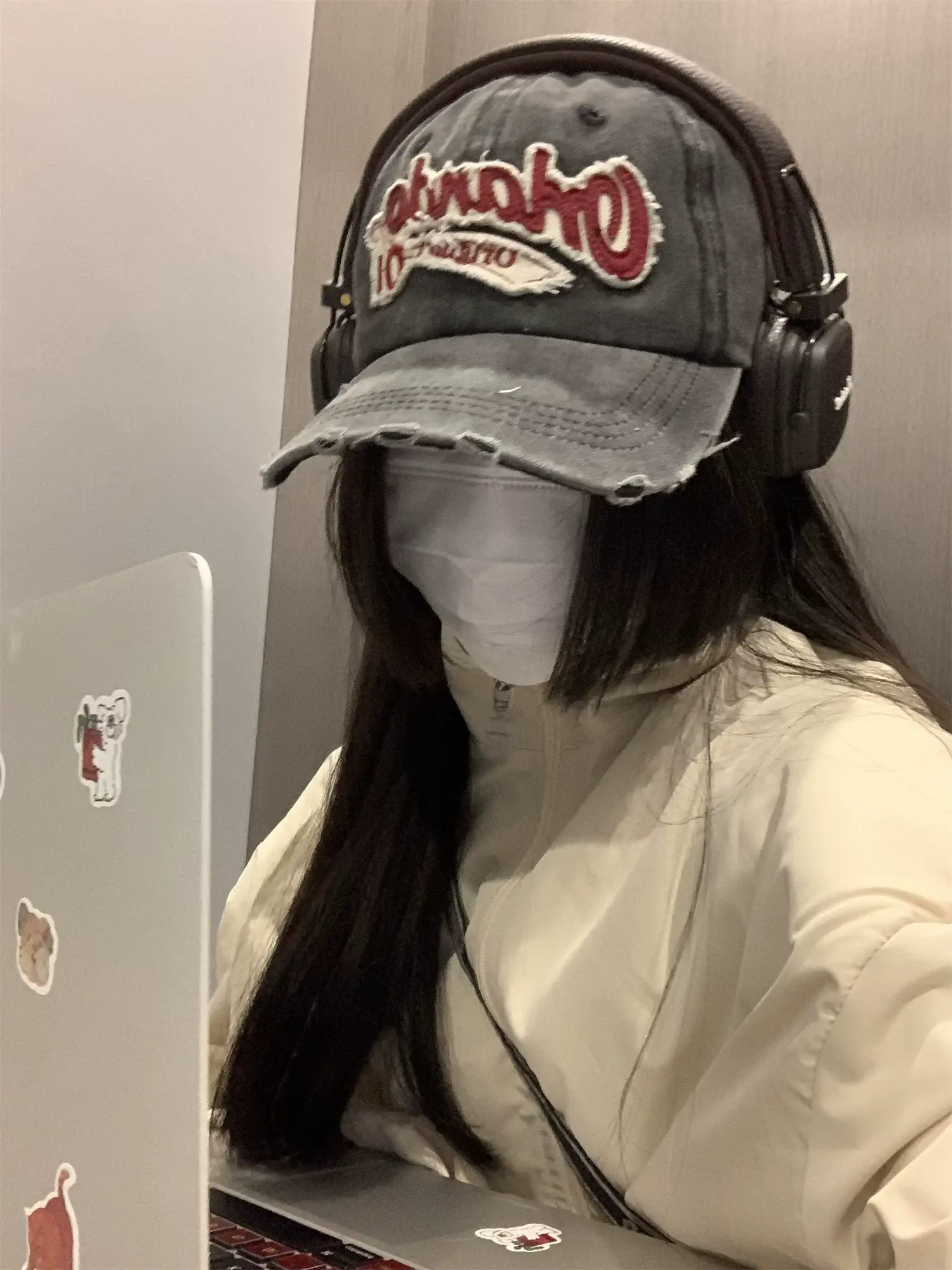 Vintage Ripped Cap "Wando Original" Embroidered — feature 11