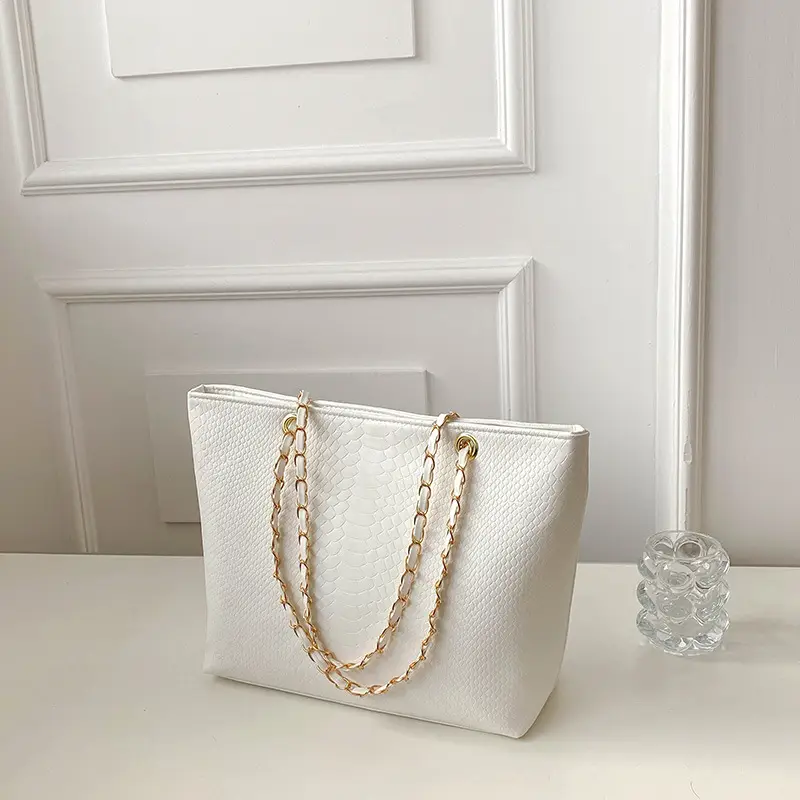 2022 Women's Beige Chain Shoulder Bag Casual Tote - Image 8