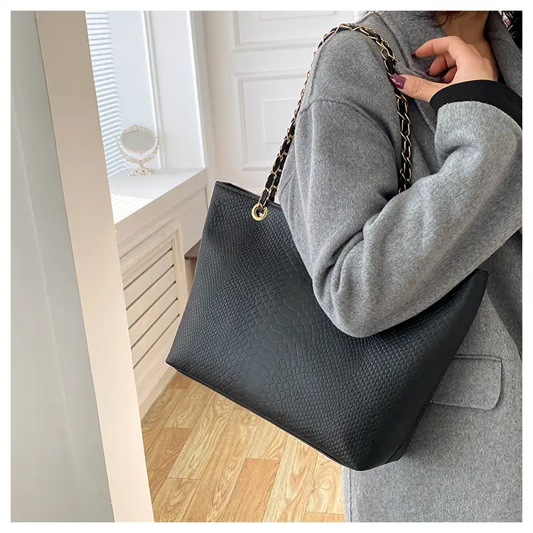 2022 Women's Beige Chain Shoulder Bag Casual Tote — feature 12