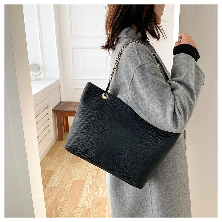 2022 Women's Beige Chain Shoulder Bag Casual Tote — feature 13
