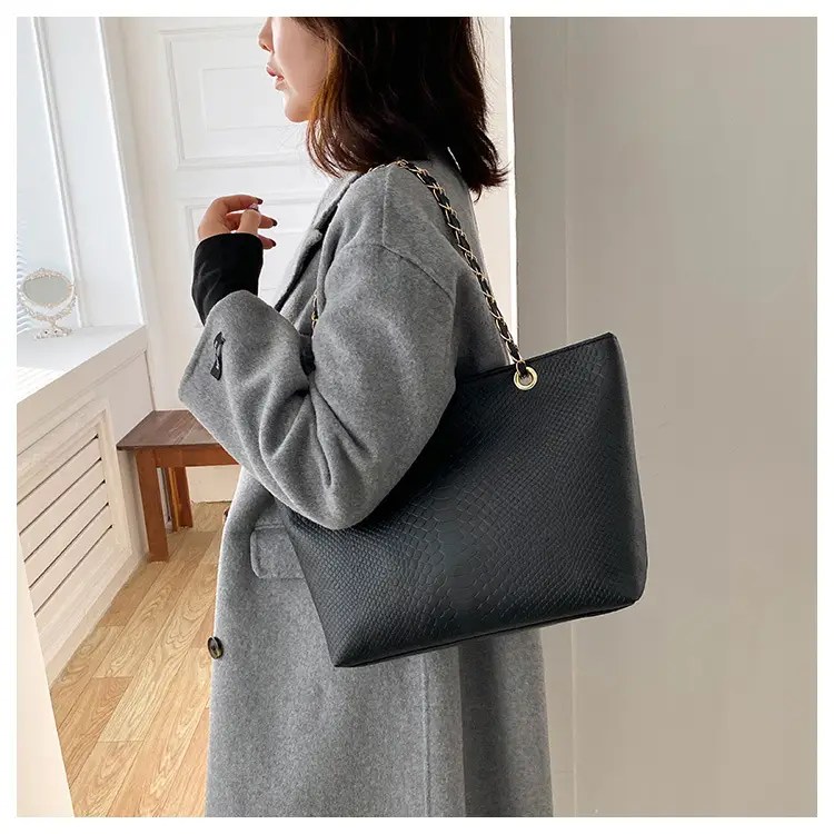 2022 Women's Beige Chain Shoulder Bag Casual Tote — feature 14