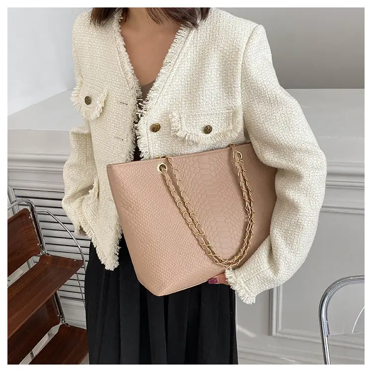 2022 Women's Beige Chain Shoulder Bag Casual Tote — feature 18