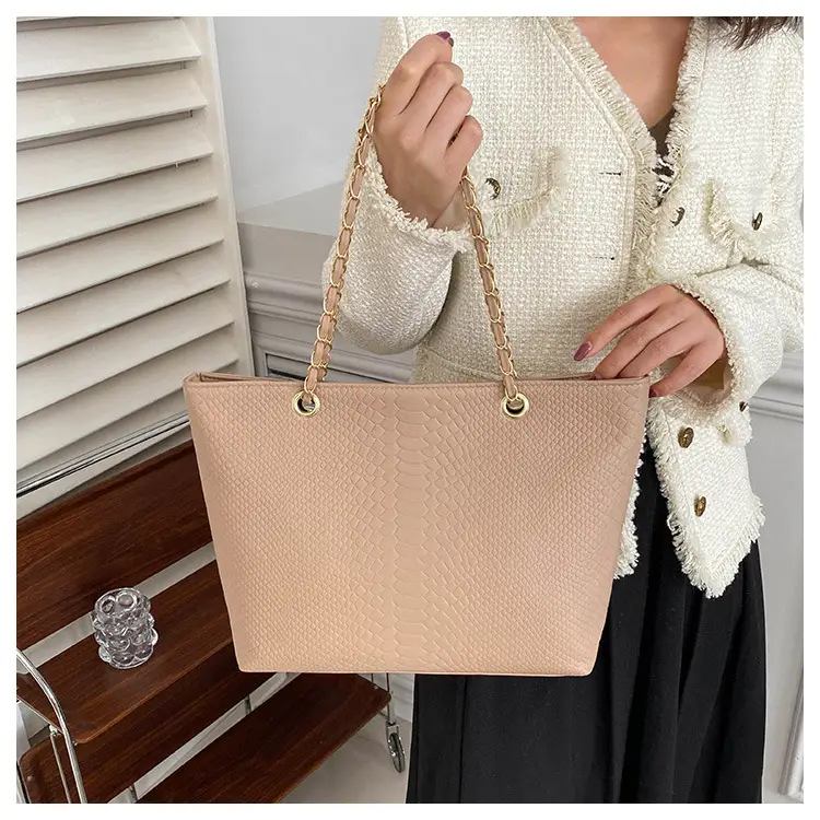 2022 Women's Beige Chain Shoulder Bag Casual Tote — feature 19