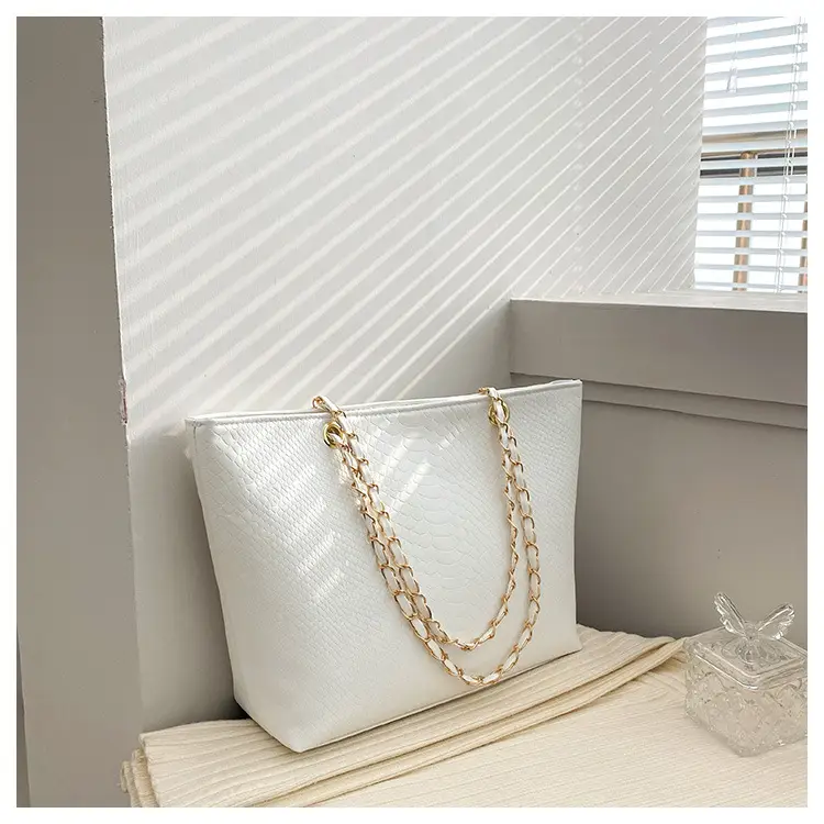 2022 Women's Beige Chain Shoulder Bag Casual Tote — feature 27