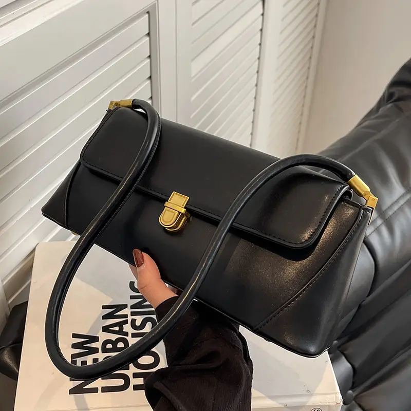Black Leather Shoulder Bag with Gold Plated Latches - Image 8