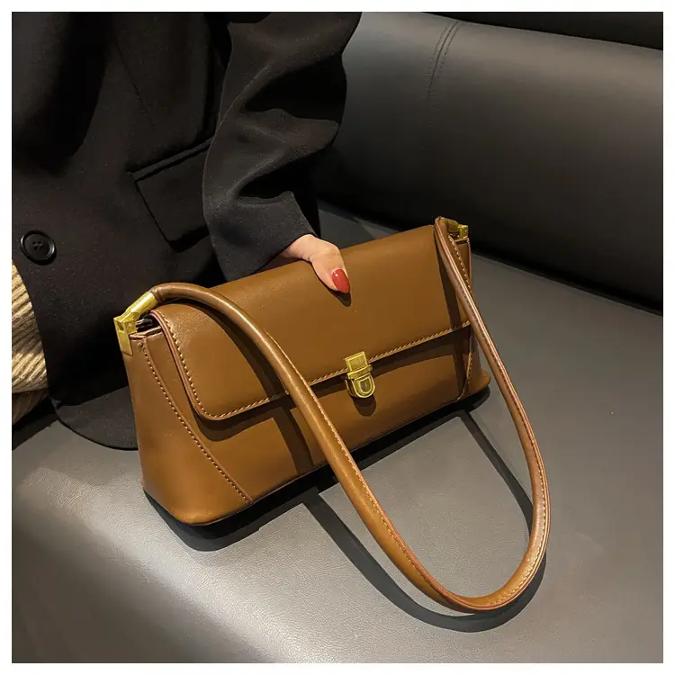 Black Leather Shoulder Bag with Gold Plated Latches — feature 23