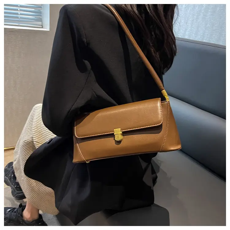 Black Leather Shoulder Bag with Gold Plated Latches — feature 24