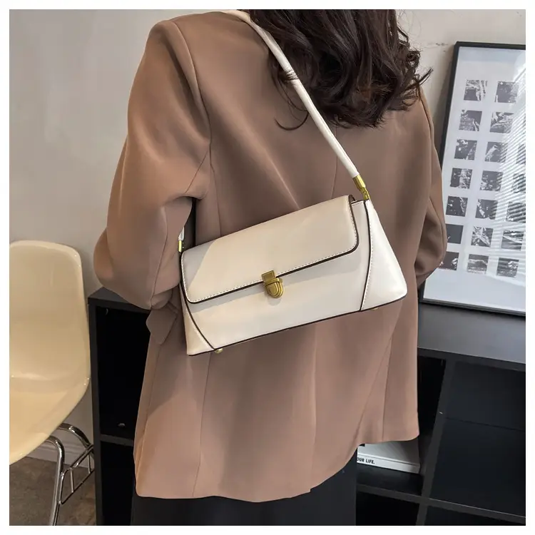Black Leather Shoulder Bag with Gold Plated Latches — feature 37