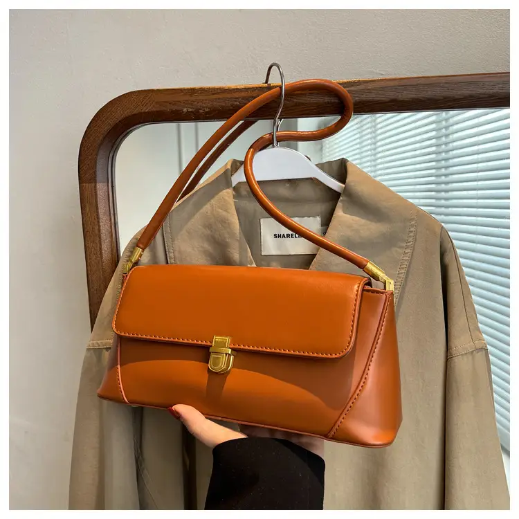 Black Leather Shoulder Bag with Gold Plated Latches — feature 42
