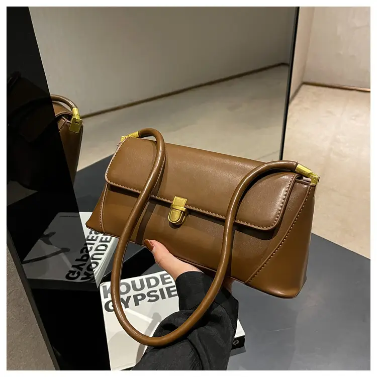 Black Leather Shoulder Bag with Gold Plated Latches — feature 45