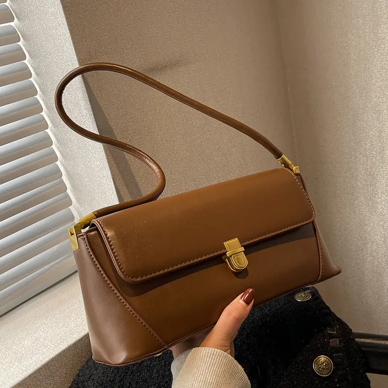 Black Leather Shoulder Bag with Gold Plated Latches - Image 4
