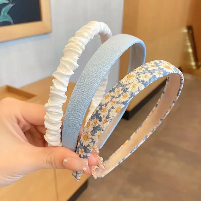 Women's Retro French Style Pearl Headband Blue White - Image 3