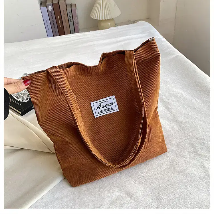 Black Velvet Shoulder Bag for Women Daily Use — feature 36