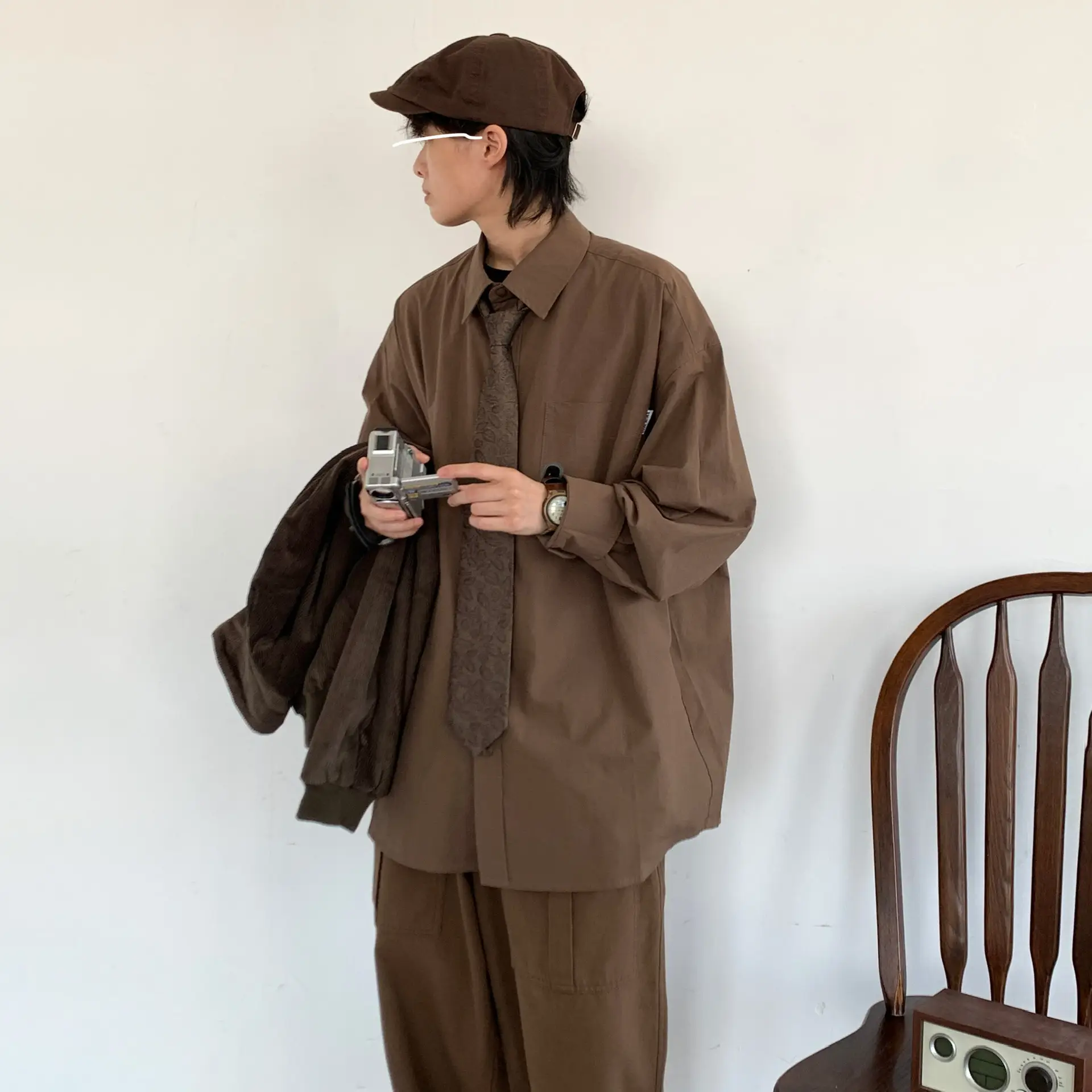 2023 Japanese Retro Long-Sleeve Shirt Brown Unisex Loose Overalls — feature 11