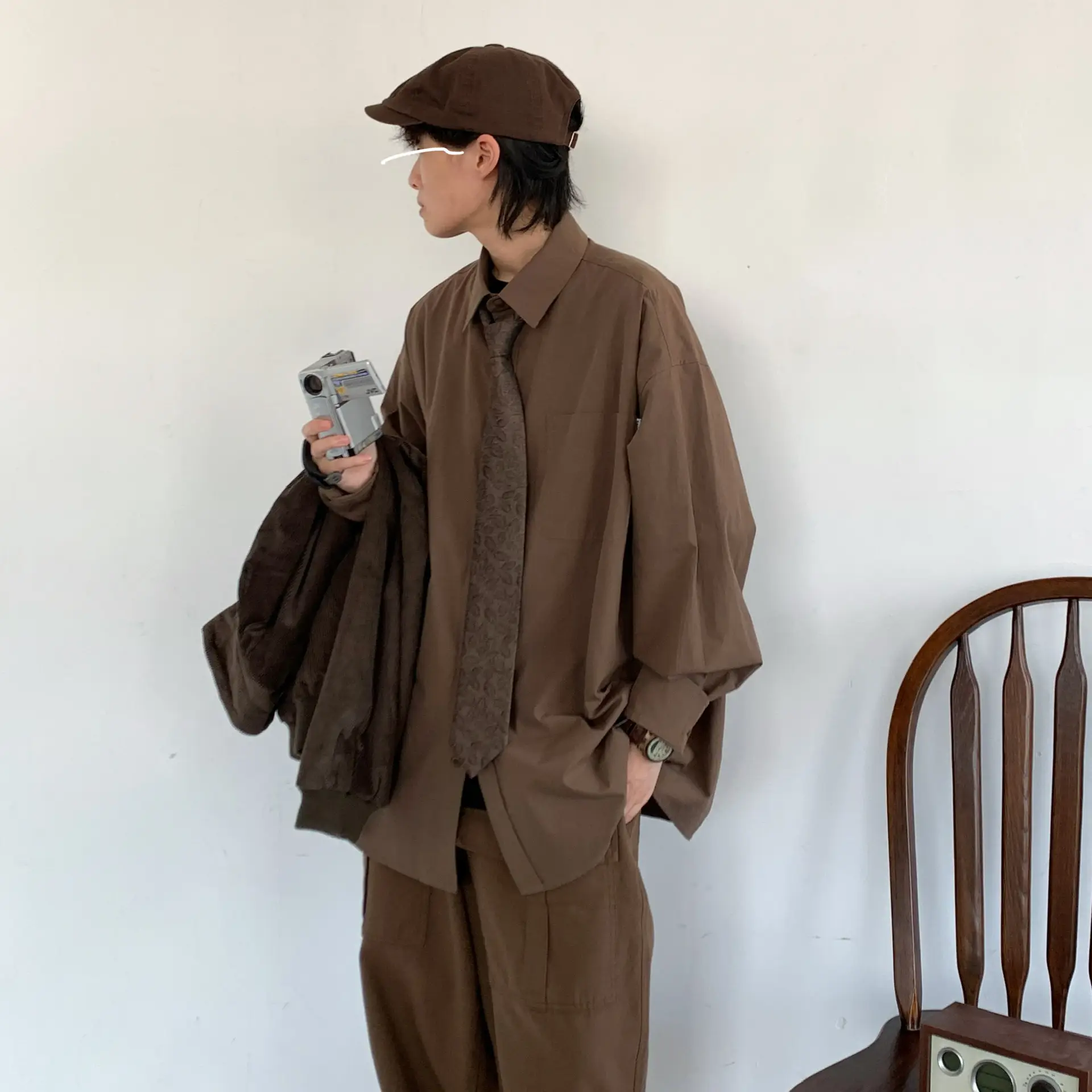2023 Japanese Retro Long-Sleeve Shirt Brown Unisex Loose Overalls — feature 5