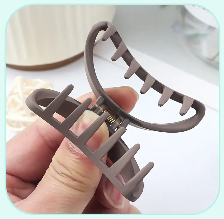 Black Matte Hairpin for High Ponytail Fixed — feature 11