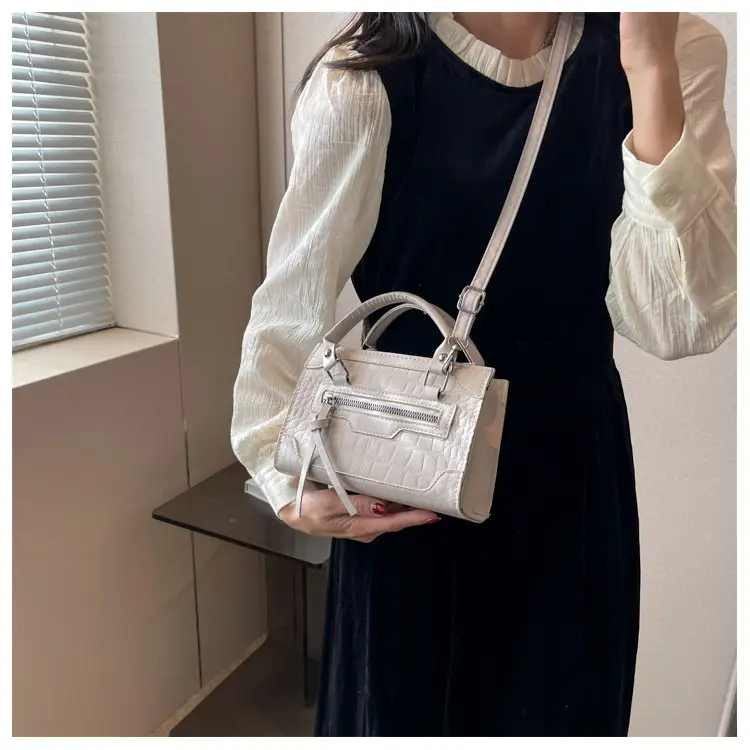 2023 Black Crossbody Shoulder Bag for Women — feature 14