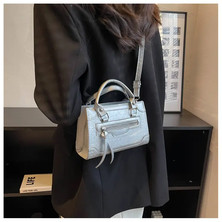 2023 Black Crossbody Shoulder Bag for Women — feature 18