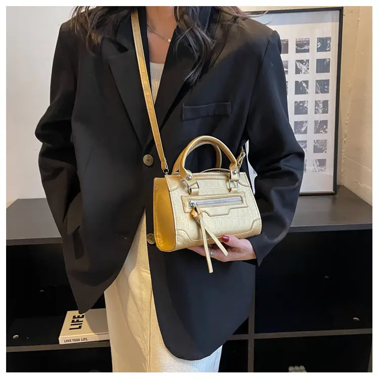 2023 Black Crossbody Shoulder Bag for Women — feature 20