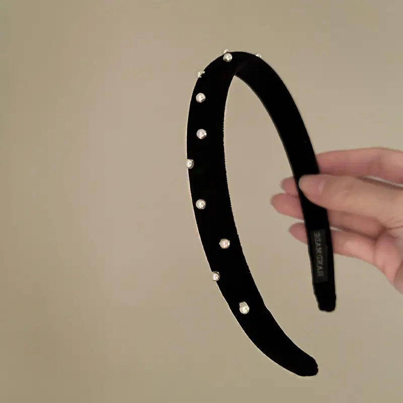 Retro Red Velvet Heart Headband with Pearl Accents — feature 15