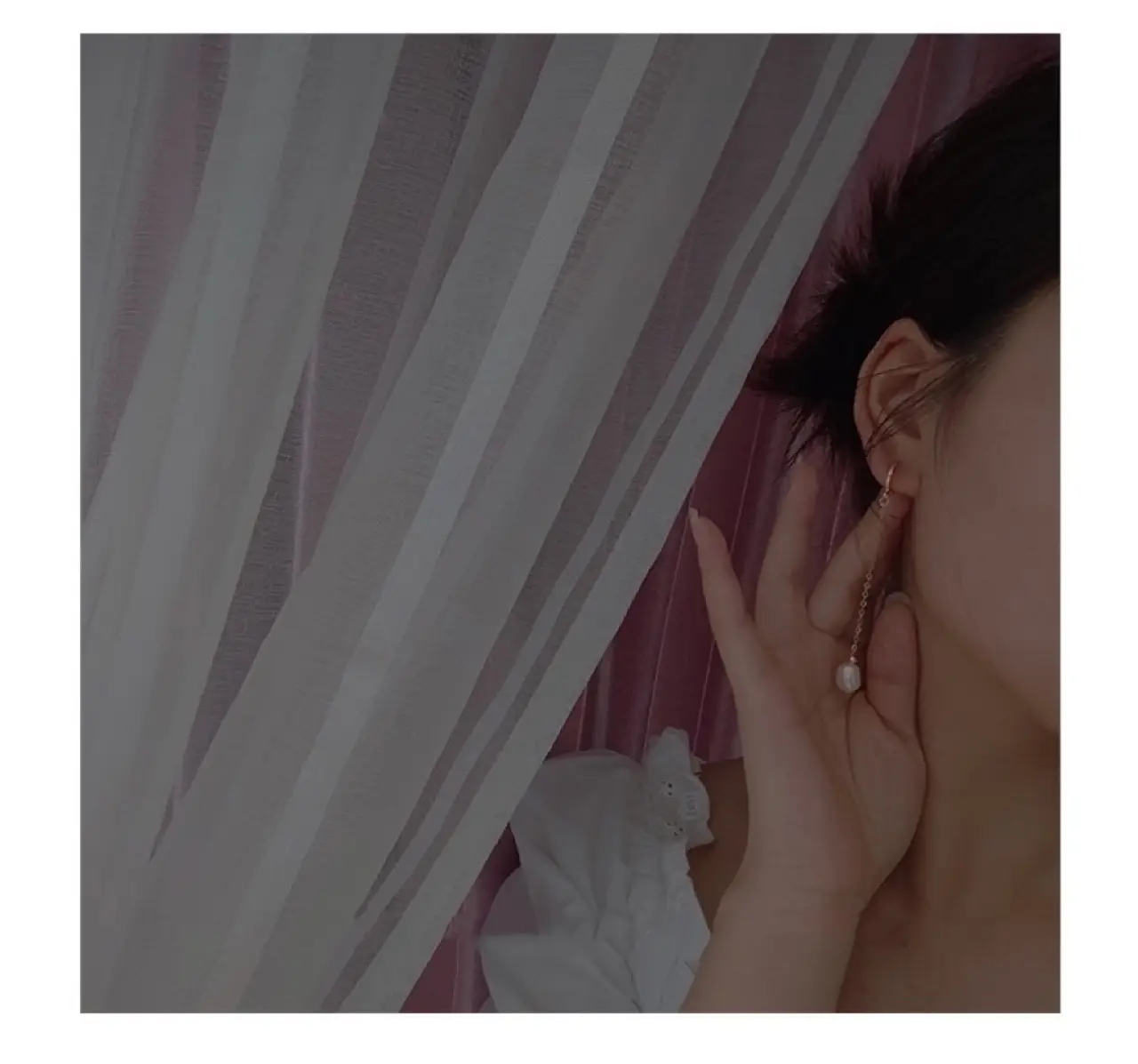 Irregular Pearl Earrings 14K Gold Filled Women — feature 8