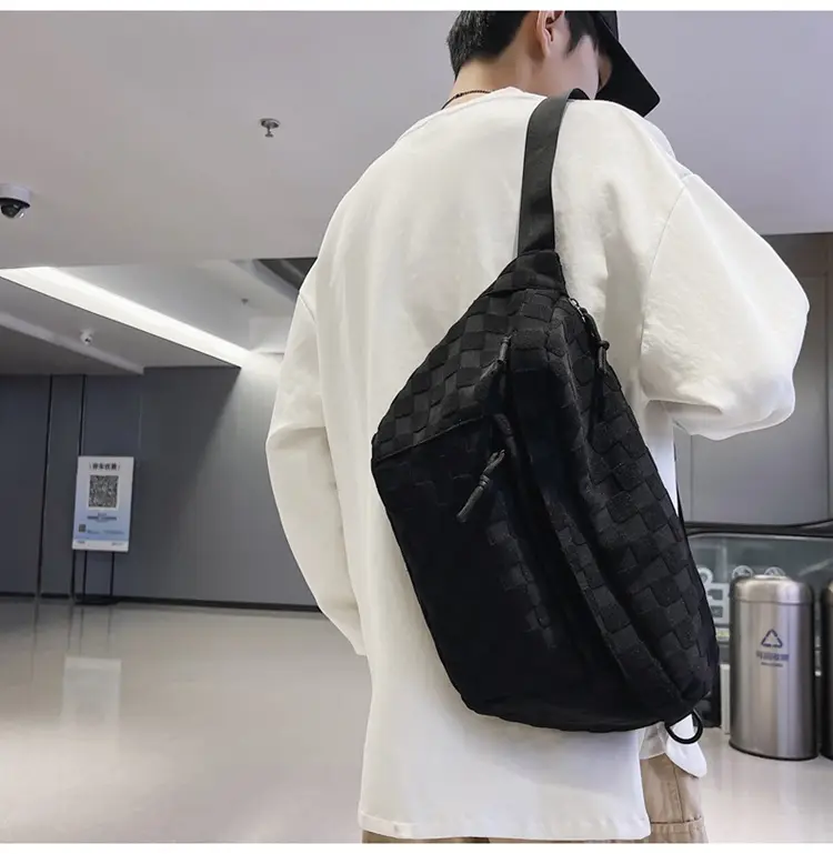 Men Women Large Capacity Checkered Waist Bag — feature 10