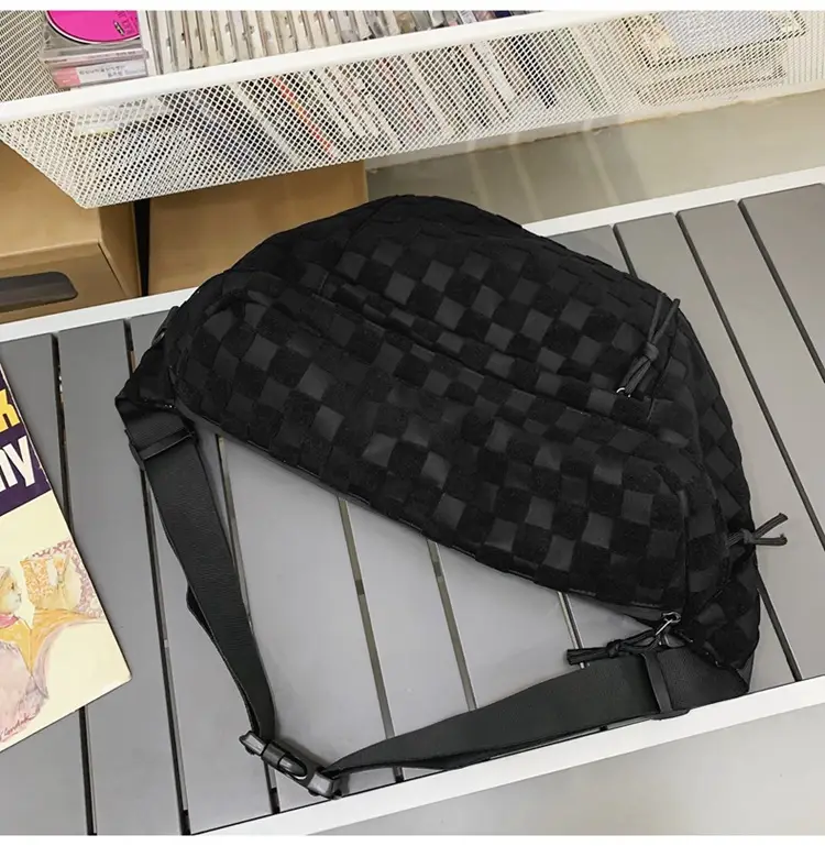 Men Women Large Capacity Checkered Waist Bag — feature 29