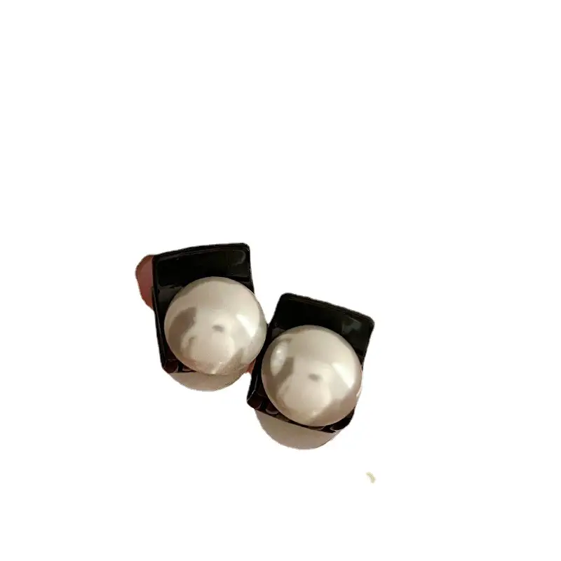 Vintage Pearl Hair Clip Princess Style Small - Image 6
