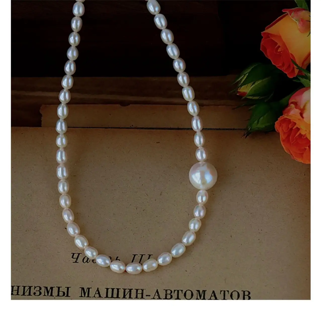 Vintage Pearl Necklace for Women Light Luxury Design — feature 6