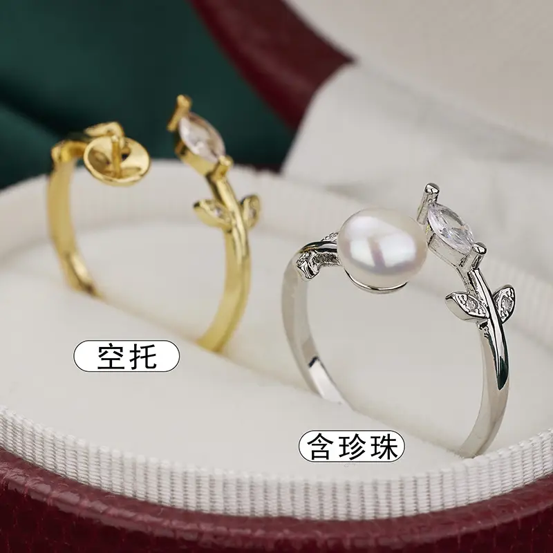 Women's Adjustable Freshwater Pearl Bracelet with Zircon - Image 2
