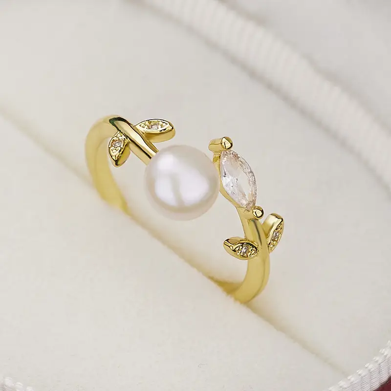 Women's Adjustable Freshwater Pearl Bracelet with Zircon - Image 4