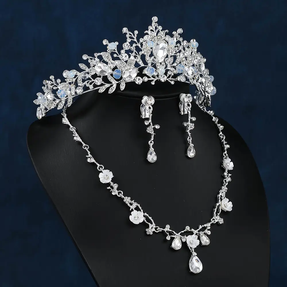 Korean Bridal Jewelry Set with Crown Necklace & Earrings — feature 11