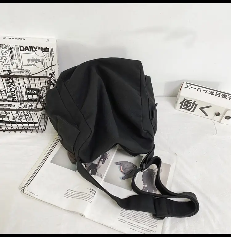2023 Summer Green Sail Cloth Shoulder Bag â feature 23