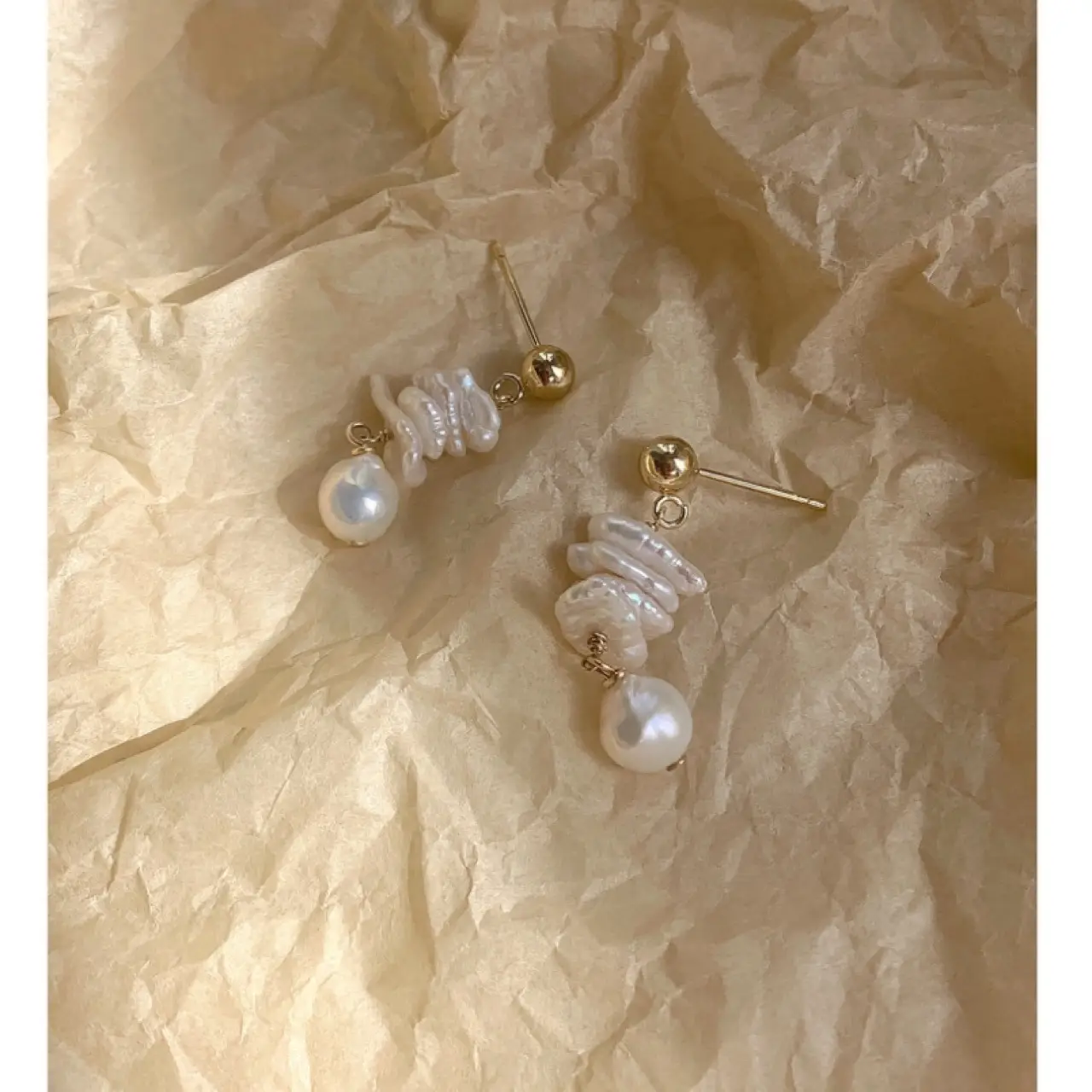 Elegant Pearl & Leather Ruffled Earrings for Women - Image 2