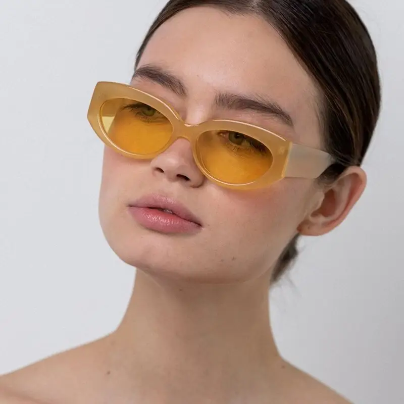 C9 Black Cat-Eye Sunglasses with Gradient Shades - Image 10