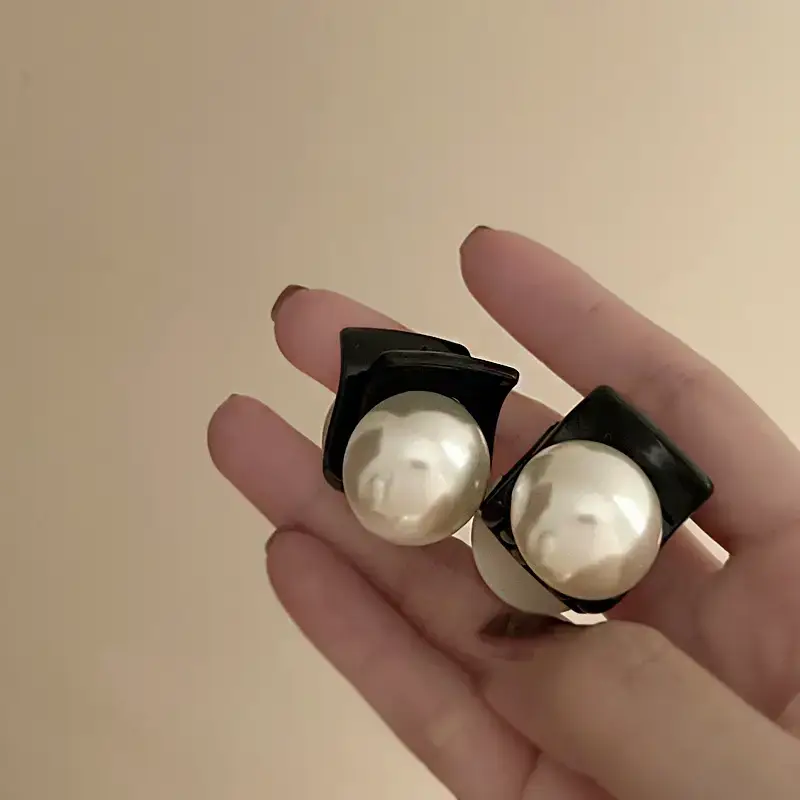 Pearl Hairpin Women's Half-Tie Hair Clip Small Size