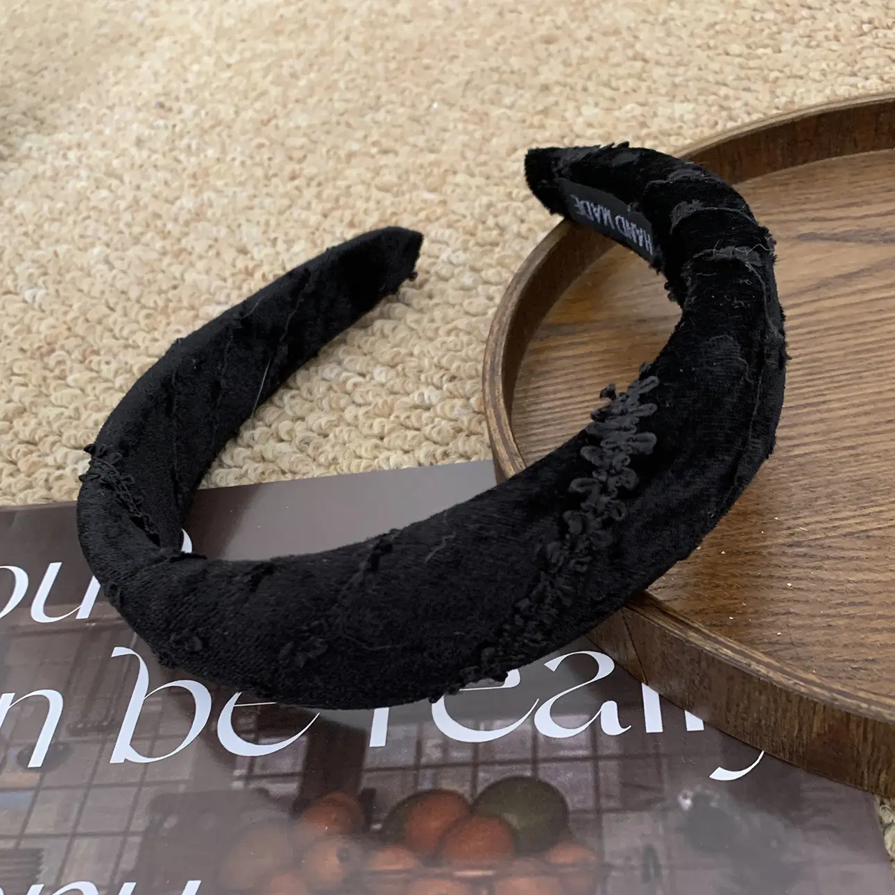 Black Vintage Flower Travel Headband for Women - Image 15