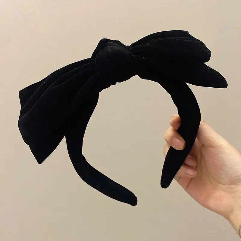 Black Vintage Flower Travel Headband for Women - Image 31